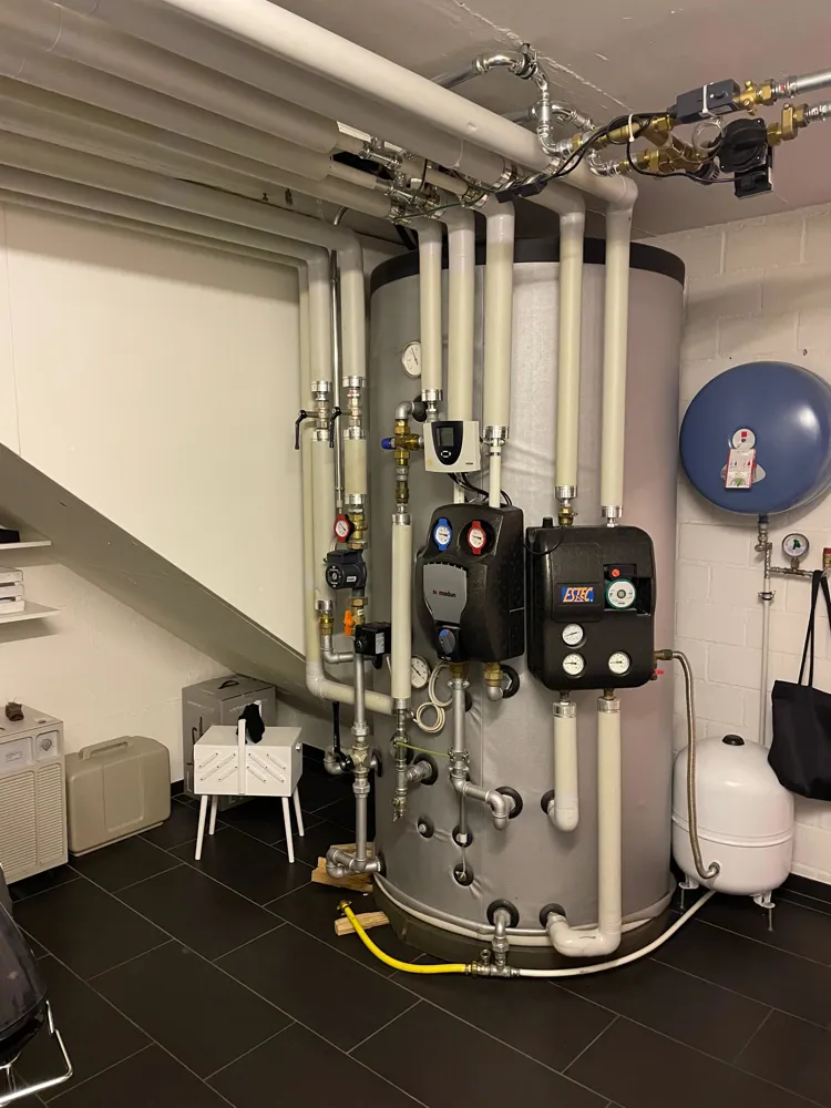 PHOTO-2025-12-09-20-20-34